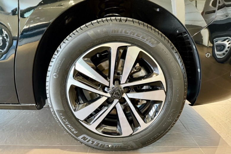 Peugeot Traveller L3 VIP BlueHDi 180 AT8