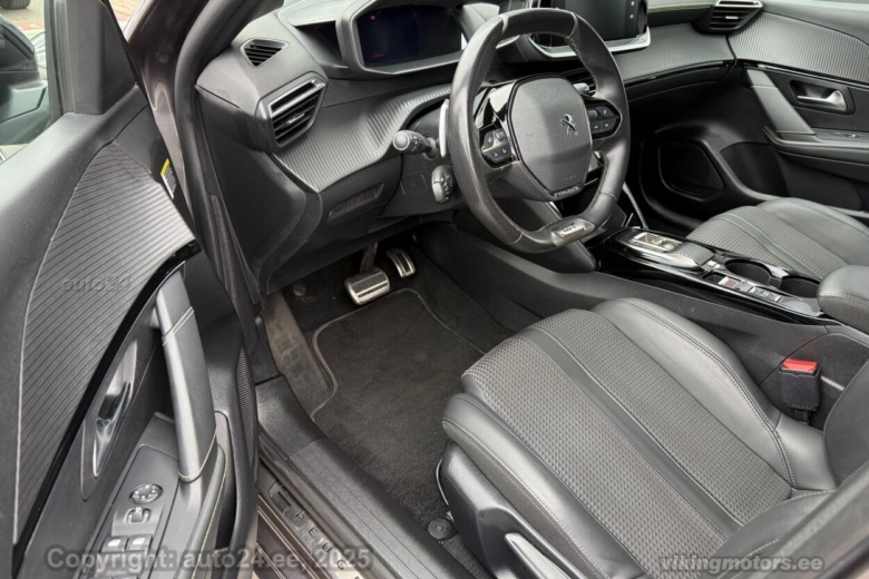 Peugeot 208 GT PureTech 100 AT8