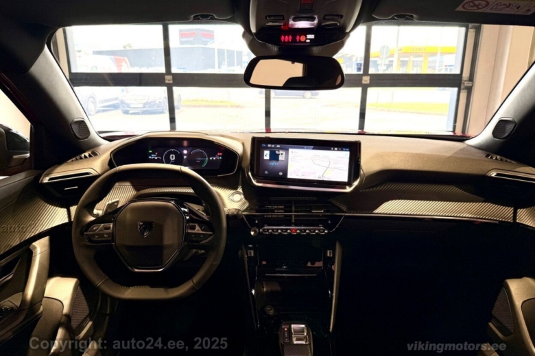 Peugeot 2008 Allure Hybrid 145 e-DCS6