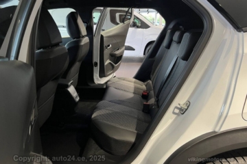 Peugeot 2008 Allure Hybrid 145 e-DCS6