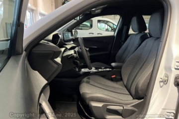 Peugeot 2008 Allure PureTech 130 AT8