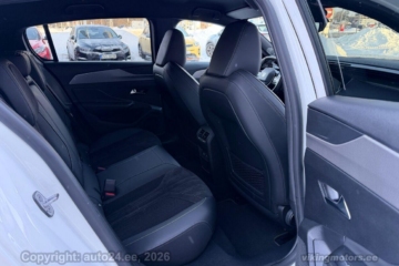 Peugeot 308 GT PureTech 130 AT8