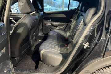 Peugeot 408 GT Hybrid 136 e-DCS6