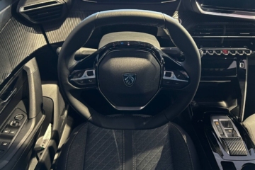 Peugeot 2008 Allure Hybrid 145 e-DCS6