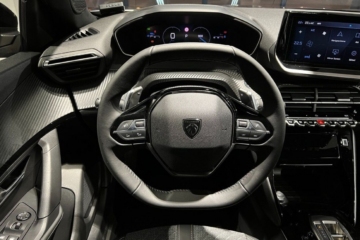 Peugeot 2008 Allure PureTech 130 AT8