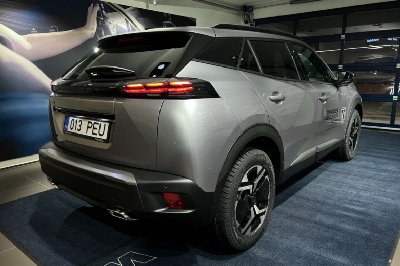 Peugeot 2008 Allure PureTech 130 AT8