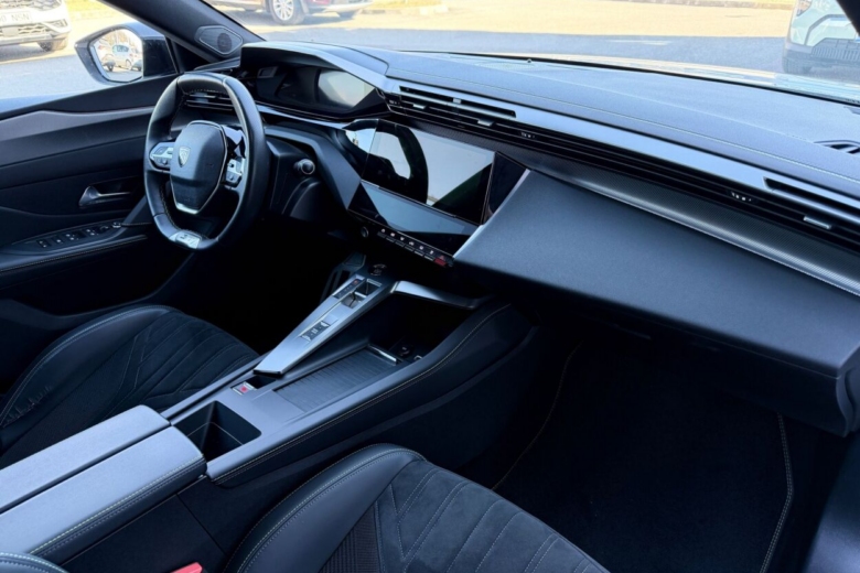 Peugeot 308 GT PureTech 130 AT8