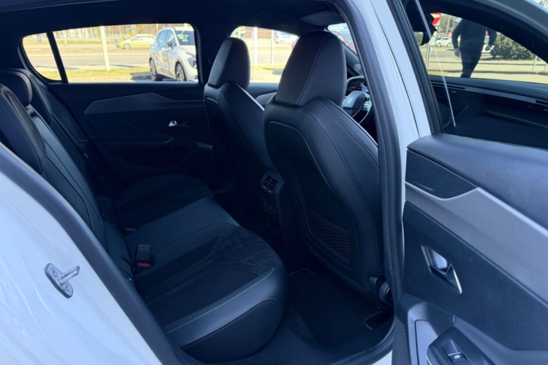 Peugeot 308 GT PureTech 130 AT8