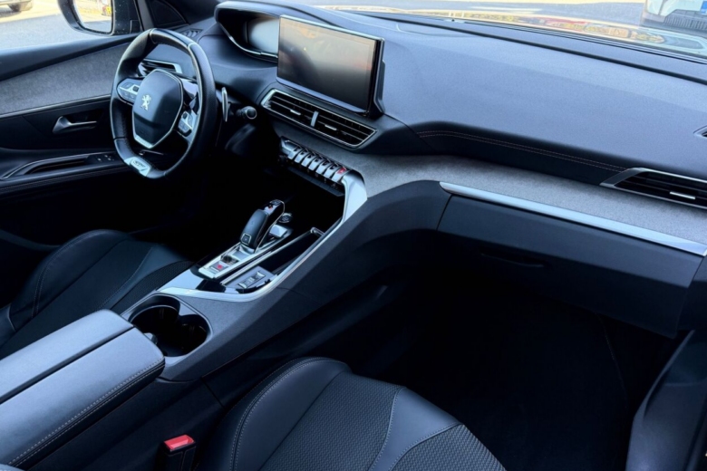 Peugeot 3008 GT PureTech 130 AT8