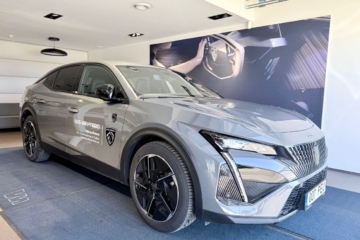 Peugeot 408 GT Exclusive Hybrid 145 e-DCS6