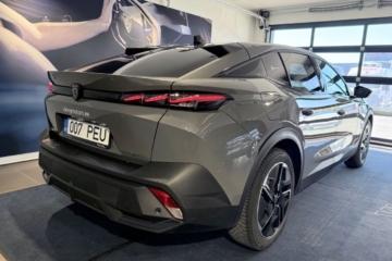 Peugeot 408 GT Exclusive Hybrid 145 e-DCS6