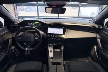 Peugeot 408 GT Exclusive Hybrid 145 e-DCS6