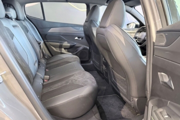 Peugeot 408 GT Exclusive Hybrid 145 e-DCS6