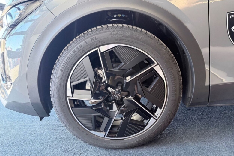 Peugeot 408 GT Exclusive Hybrid 145 e-DCS6