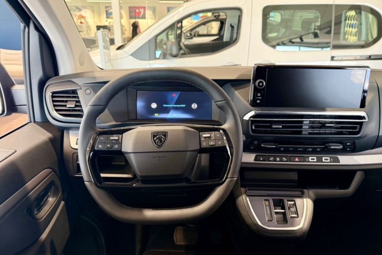 Peugeot Traveller L3 VIP BlueHDi 180 AT8