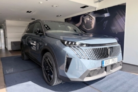 Peugeot 5008 GT Exclusive Plug-in Hybrid 225